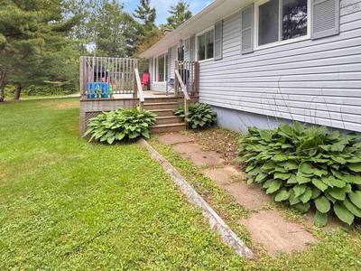 26 South Hill Drive — photo 3