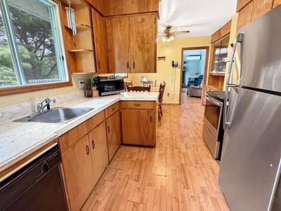 26 South Hill Drive — photo 8