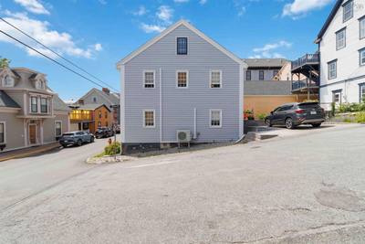137 Pelham Street — photo 3