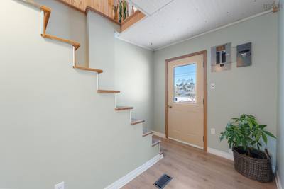 90 Oak Park Road — photo 5