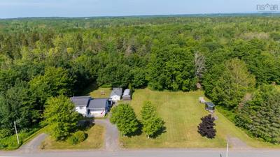 1301 Deep Hollow Road — photo 4