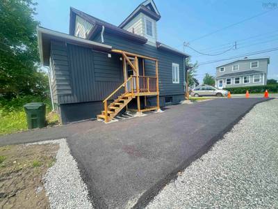 30 Wesley Street — photo 2