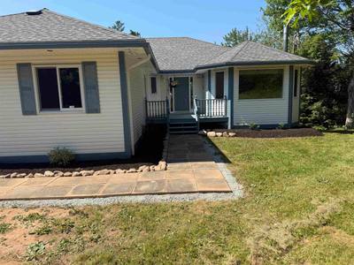 18 Behrent Court — photo 2