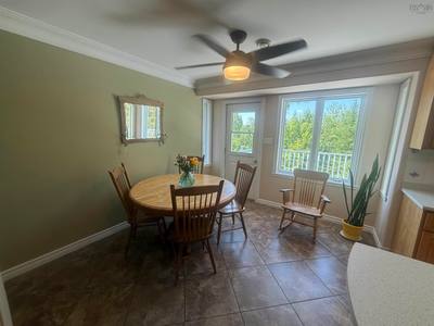 18 Behrent Court — photo 8