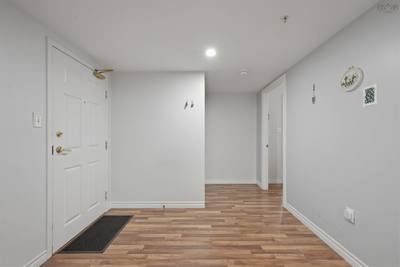 1041 Wellington Street #101 — photo 5
