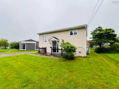 21 Snowden Avenue — photo 3