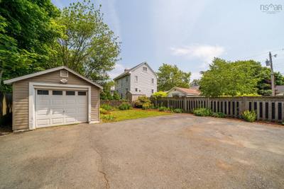 140 Victoria Road — photo 8
