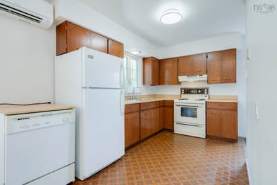 9 Holmes Hill Road — photo 4