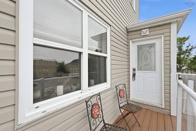 6279 Yale Street — photo 5