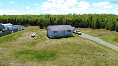 176 Armada Drive — photo 2