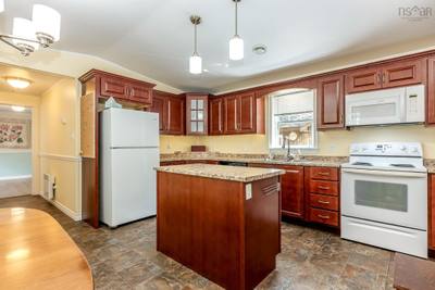 633 Adams Road — photo 4