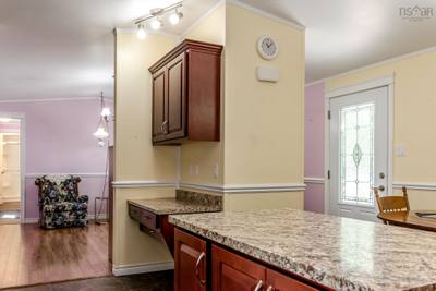 633 Adams Road — photo 7