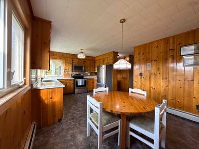 22807 Highway 7 — photo 4