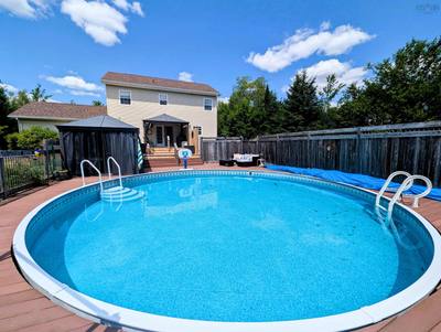 94 Valerie Court — photo 4
