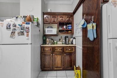 1394 Edward Street — photo 4