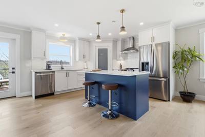 314 Carmel Crescent — photo 4