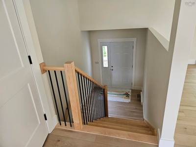 165 Ostrea Lake Road — photo 2