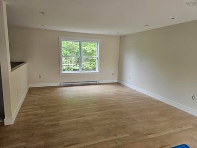 165 Ostrea Lake Road — photo 4