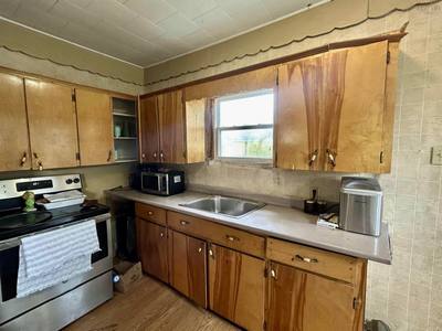 1691 Office Street — photo 7