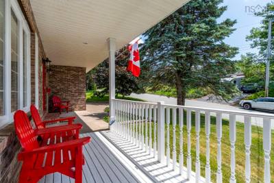 85 Brentwood Drive — photo 4