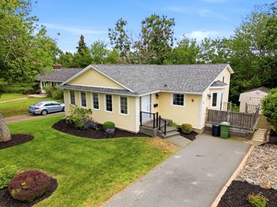 7 Oakley Avenue — photo 2