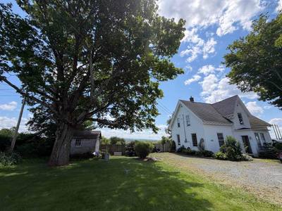 392 Onslow Road — photo 3