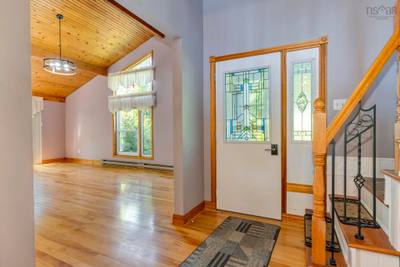 732 West Porters Lake Road — photo 4