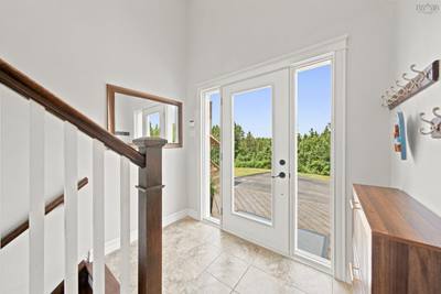 14 Jaycor Court — photo 4
