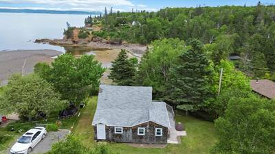 1218 Bennetts Bay Road — photo 2