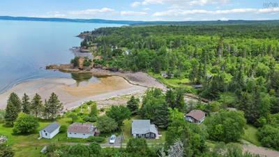 1218 Bennetts Bay Road — photo 3
