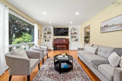 22 Northcliffe Lane — photo 4