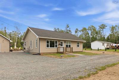 19 Robyn Drive — photo 4