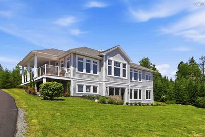 50 Foxberry Hill — photo 3
