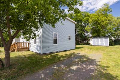 18-20 Christie Street — photo 3