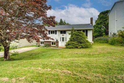 111 Dorothea Drive — photo 4
