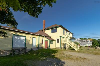 1813 Highway 1 — photo 4