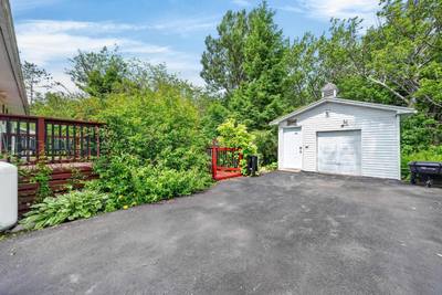115 Patnic Avenue — photo 2