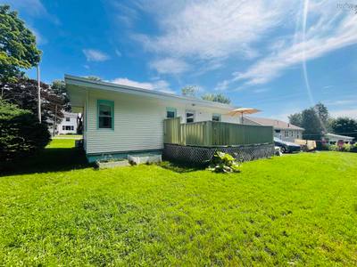 7 Franklyn Street — photo 4