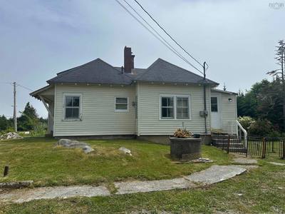 1797 Highway 330 — photo 2
