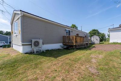 12 Matheson Drive — photo 4