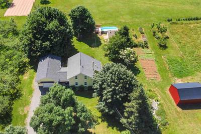 805 Bligh Road — photo 3
