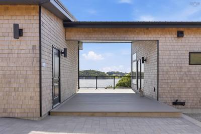 42 Shore Road — photo 3