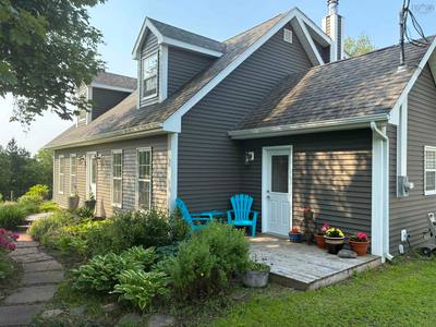 21 Croweland Drive — photo 4