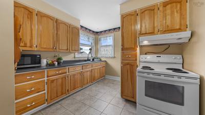 14 Birchfield Crescent — photo 3