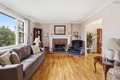 12 Briarlynn Crescent — photo 5