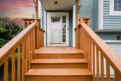 560 Parkland Drive — photo 4