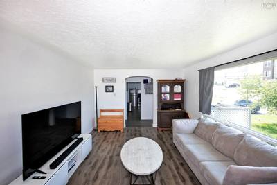34 Hilden Drive — photo 4