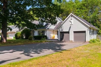 1558 Meghan Drive — photo 2