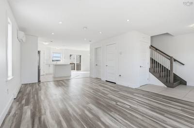 129 Executive Drive — photo 5