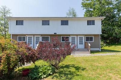 56 Hillcrest Avenue — photo 2